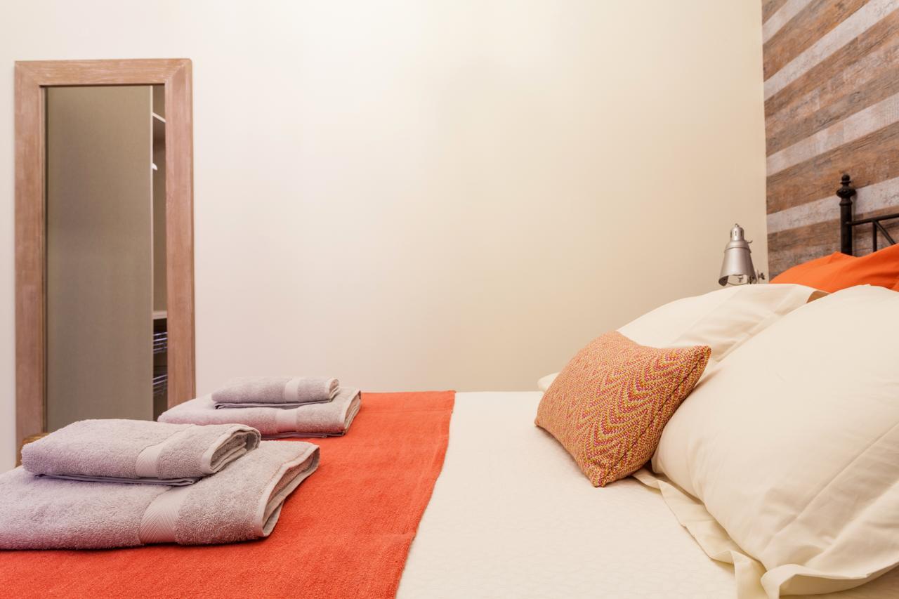 Dream Apartments Calle Zaragoza เซบีญา ภายนอก รูปภาพ